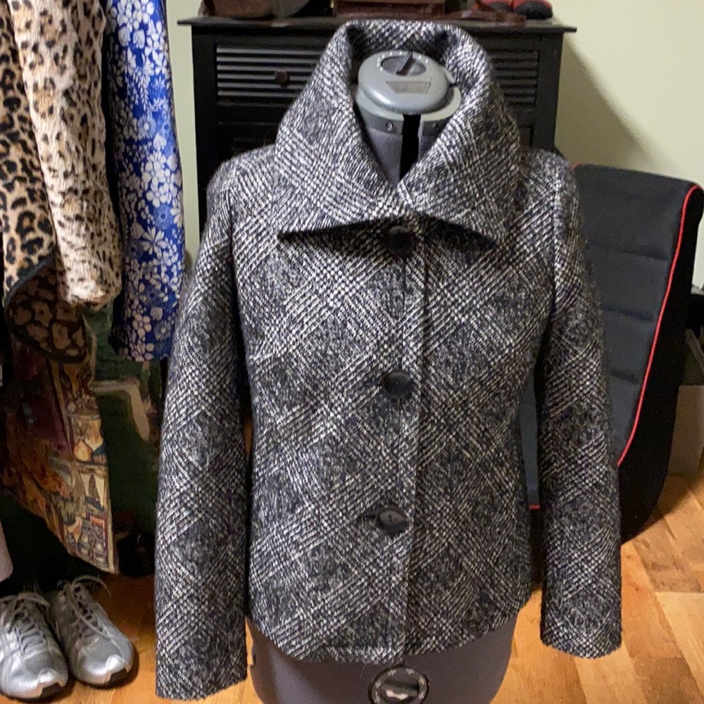 Talbots 6P blazer in black, white and metallic wool blend. Excellent condition - Picture 1 of 6